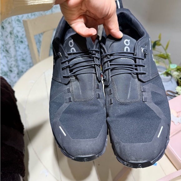 On Men's Black Sneakers - Picture 2 of 7